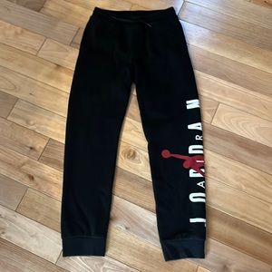Air Jordan Joggers ( large kids )